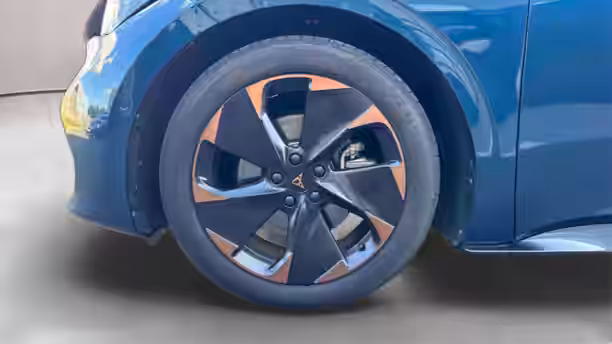 CUPRA BORN 16 / 26
