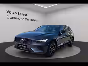 V60 Plus Style Dark T6 AWD 180+156ch Plus Style Dark Geartronic 8