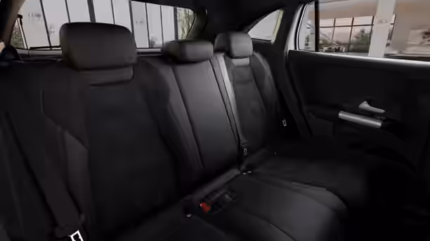 MERCEDES GLA 12 / 12