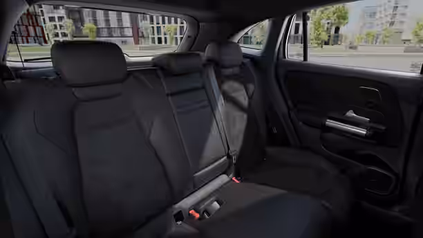 MERCEDES EQA 12 / 12