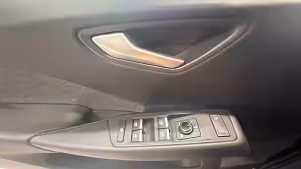 VOLKSWAGEN ID.3 NEO 17 / 23