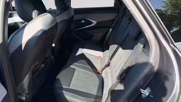 PEUGEOT 3008 12 / 32