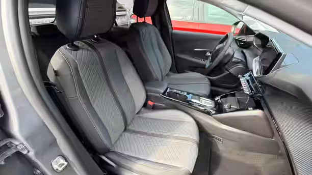 PEUGEOT 208 ELECTRIQUE 30 / 30