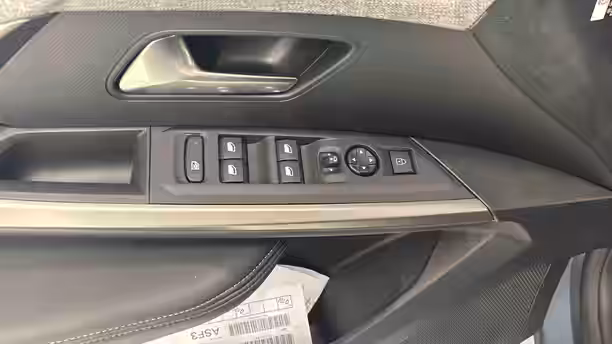 PEUGEOT 5008 ELECTRIQUE 20 / 30