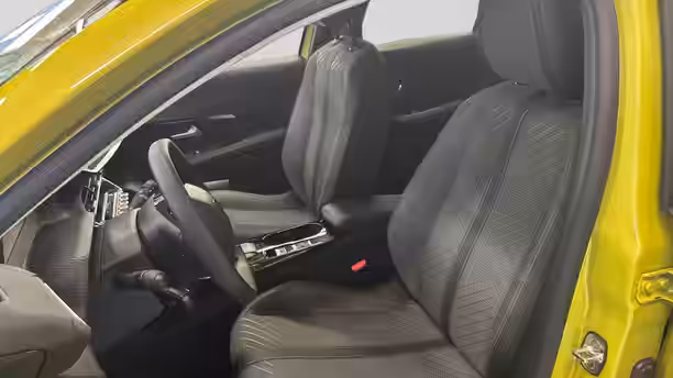 PEUGEOT 208 11 / 30