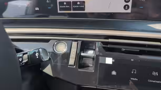 PEUGEOT 3008 19 / 24