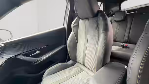 PEUGEOT 2008 31 / 31