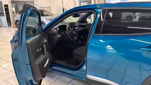 PEUGEOT 2008 26 / 43