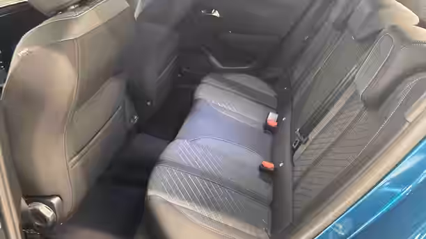 PEUGEOT 2008 12 / 43