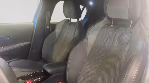 PEUGEOT 208 11 / 33