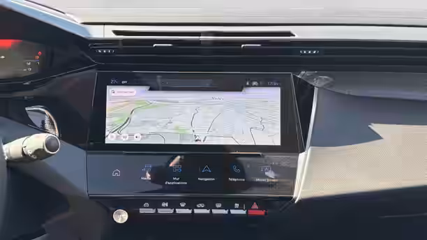 PEUGEOT 308 17 / 32