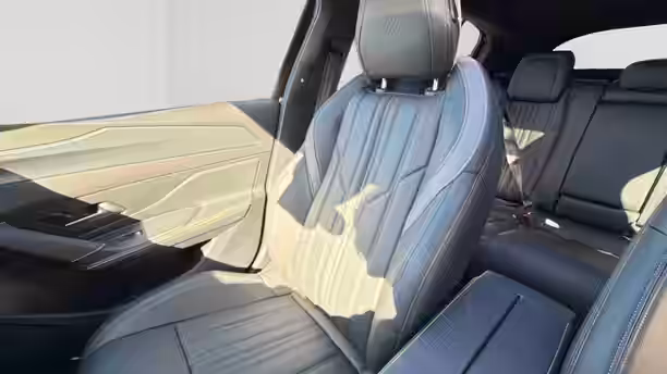 PEUGEOT 408 PHEV 26 / 41
