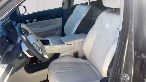 GEELY E5 11 / 23