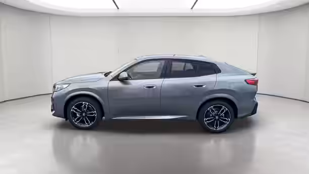 BMW iX2 U10 2 / 30