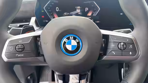BMW iX2 U10 19 / 30