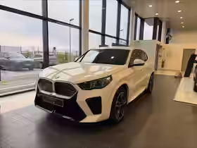 IX2 U10 M Sport iX2 eDrive20 204ch BVA