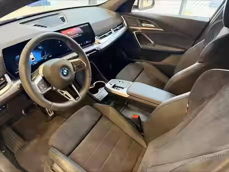 BMW iX2 U10 4 / 33