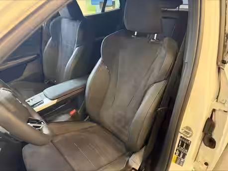 BMW iX2 U10 31 / 33