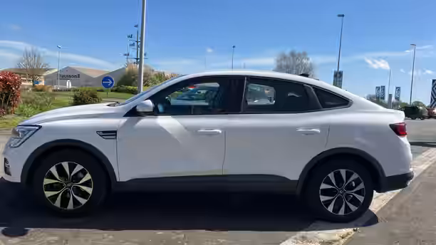 RENAULT ARKANA 2 / 30