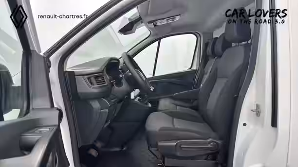RENAULT TRAFIC FOURGON 14 / 33