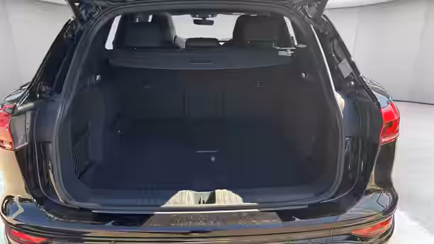 AUDI Q6 E-TRON 13 / 23