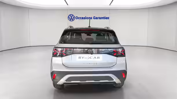 VOLKSWAGEN T-CROSS 4 / 15