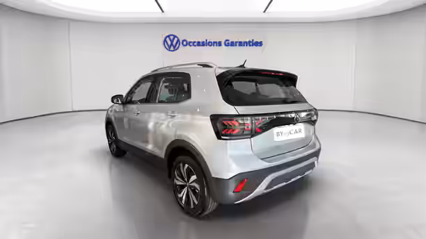 VOLKSWAGEN T-CROSS 3 / 15