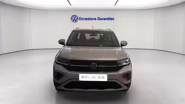 VOLKSWAGEN T-CROSS 8 / 15