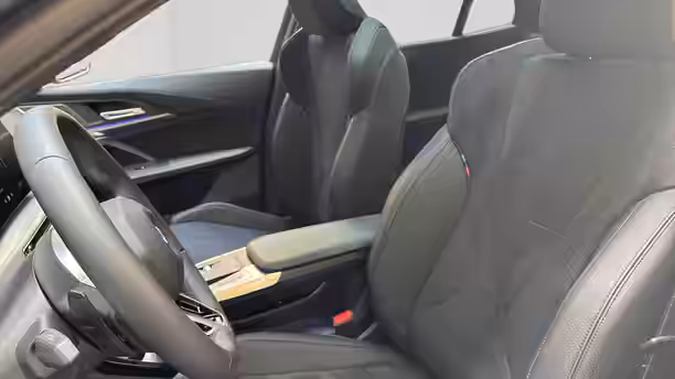 BMW X2 U10 11 / 21