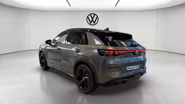 VOLKSWAGEN T-ROC 3 / 35