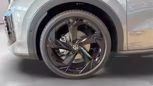 VOLKSWAGEN T-ROC 16 / 35