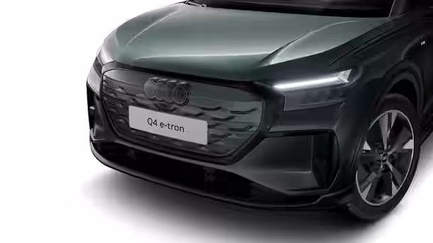 AUDI Q4 E-TRON 5 / 9