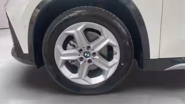 BMW iX1 U11 16 / 25
