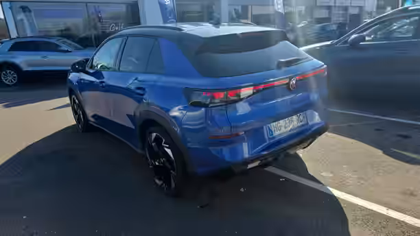 VOLKSWAGEN T-ROC 3 / 23