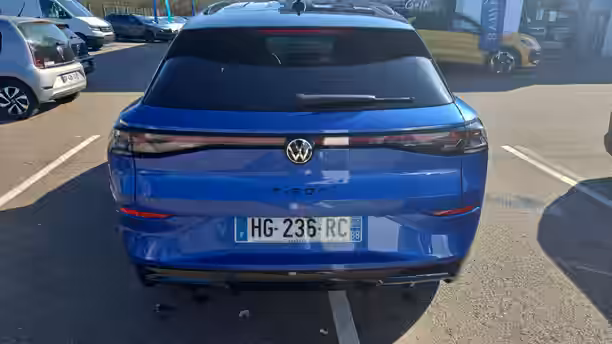 VOLKSWAGEN T-ROC 4 / 23
