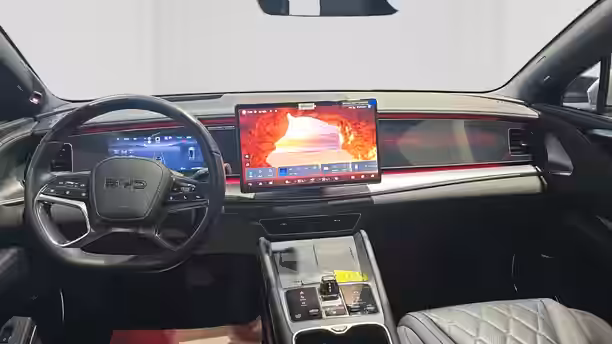 BYD SEALION 7 10 / 23