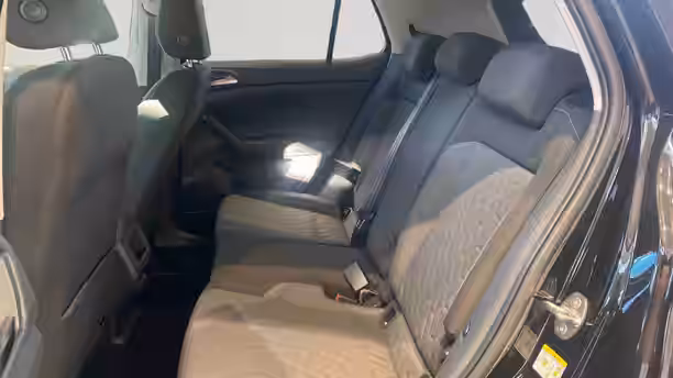 VOLKSWAGEN T-CROSS 24 / 28
