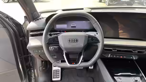 AUDI Q3 HYBRIDE 10 / 13