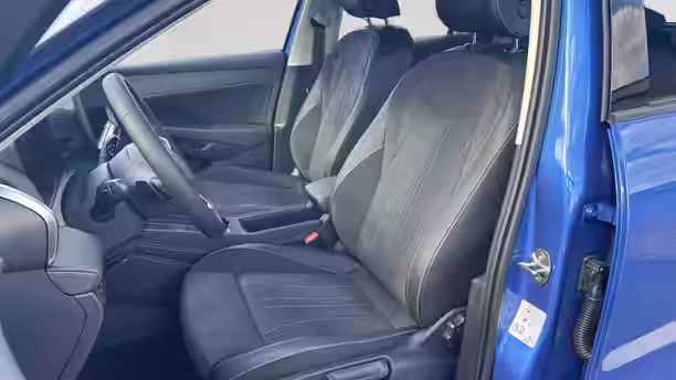VOLKSWAGEN T-ROC 16 / 31