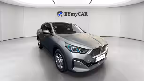 BMW iX2 U10 7 / 17