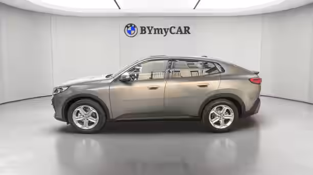 BMW iX2 U10 2 / 17