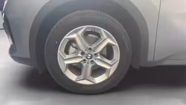 BMW iX2 U10 14 / 17