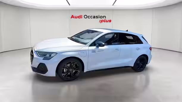AUDI A3 SPORTBACK 2 / 22