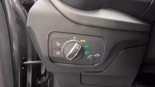 AUDI Q2 18 / 23