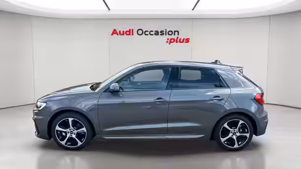 AUDI A1 SPORTBACK 2 / 18