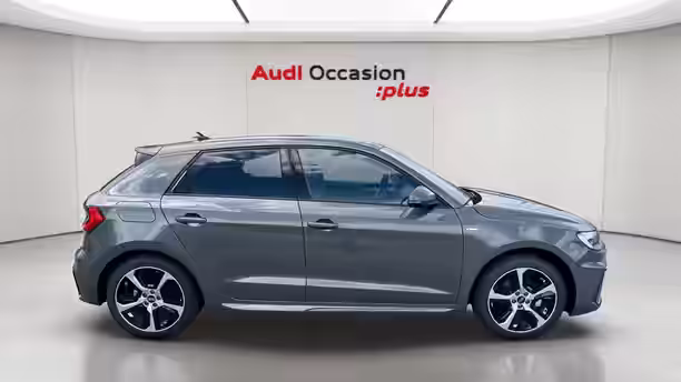 AUDI A1 SPORTBACK 6 / 18