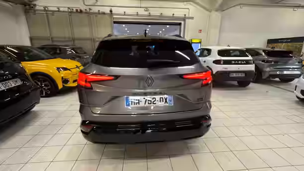 RENAULT AUSTRAL 4 / 22