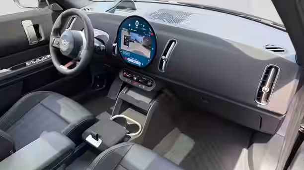 MINI COUNTRYMAN U25 23 / 40