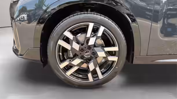 MINI COUNTRYMAN U25 21 / 40