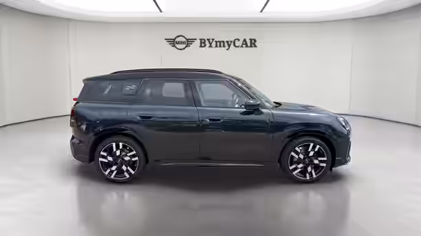 MINI COUNTRYMAN U25 6 / 40